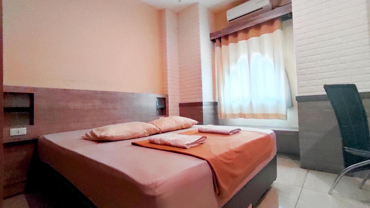 Hotel Syariah Larismanis Semarang Bagian luar foto