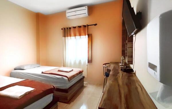 Hotel Syariah Larismanis Semarang Bagian luar foto