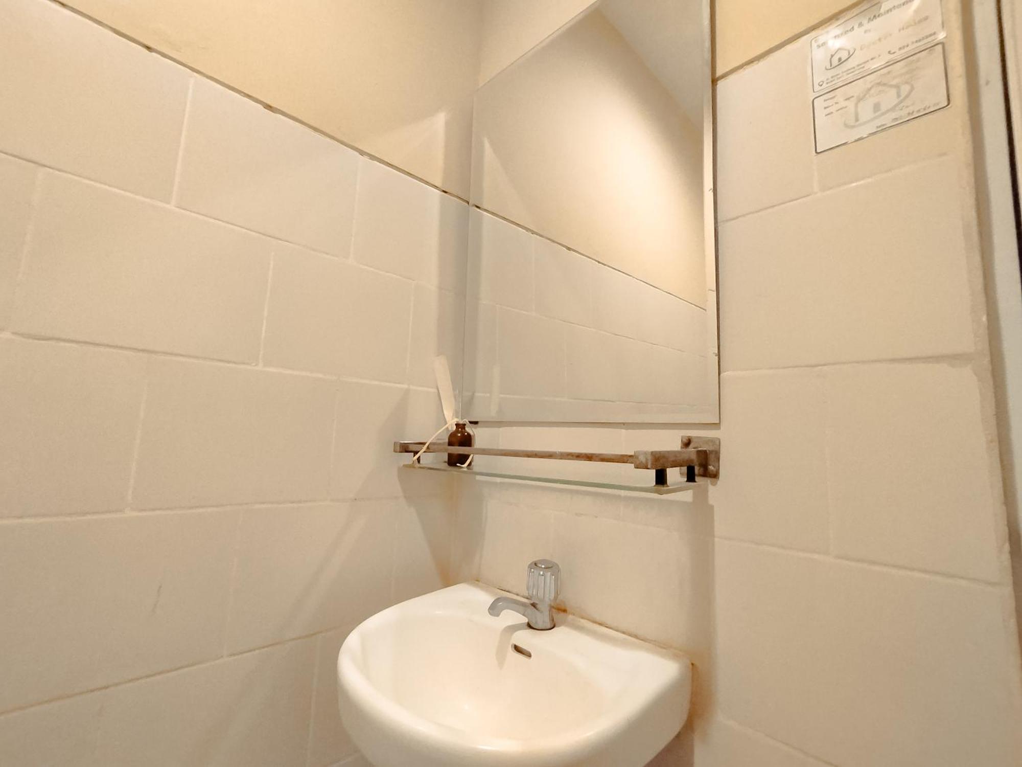 Hotel Syariah Larismanis Semarang Bagian luar foto